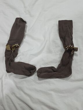 Brown Ribbed Women’s Leg Warmers with Studded Buckle